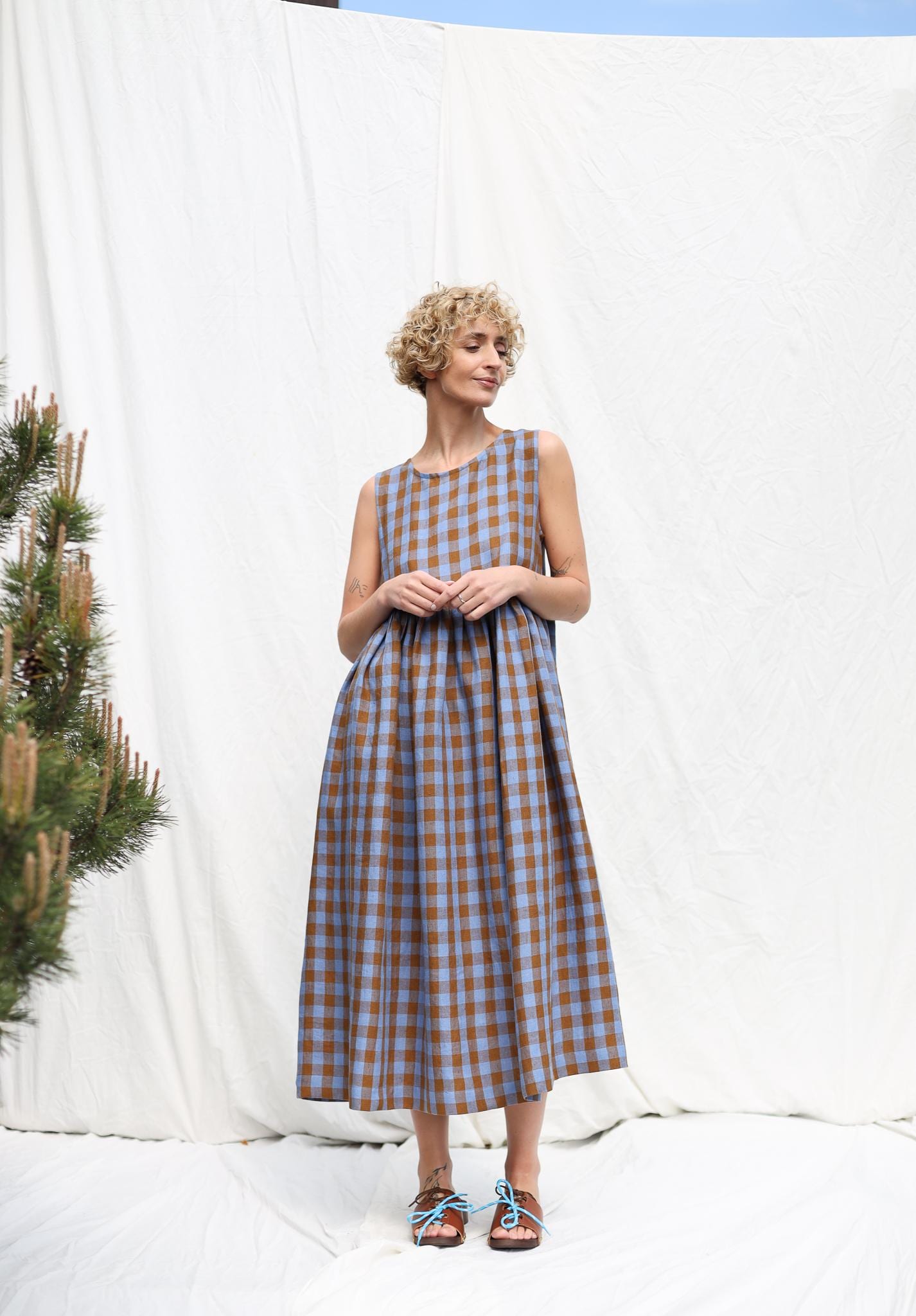 Exclusive Blue Bonnet Linen checks smock sleeveless dress • OFFON CLOTHING