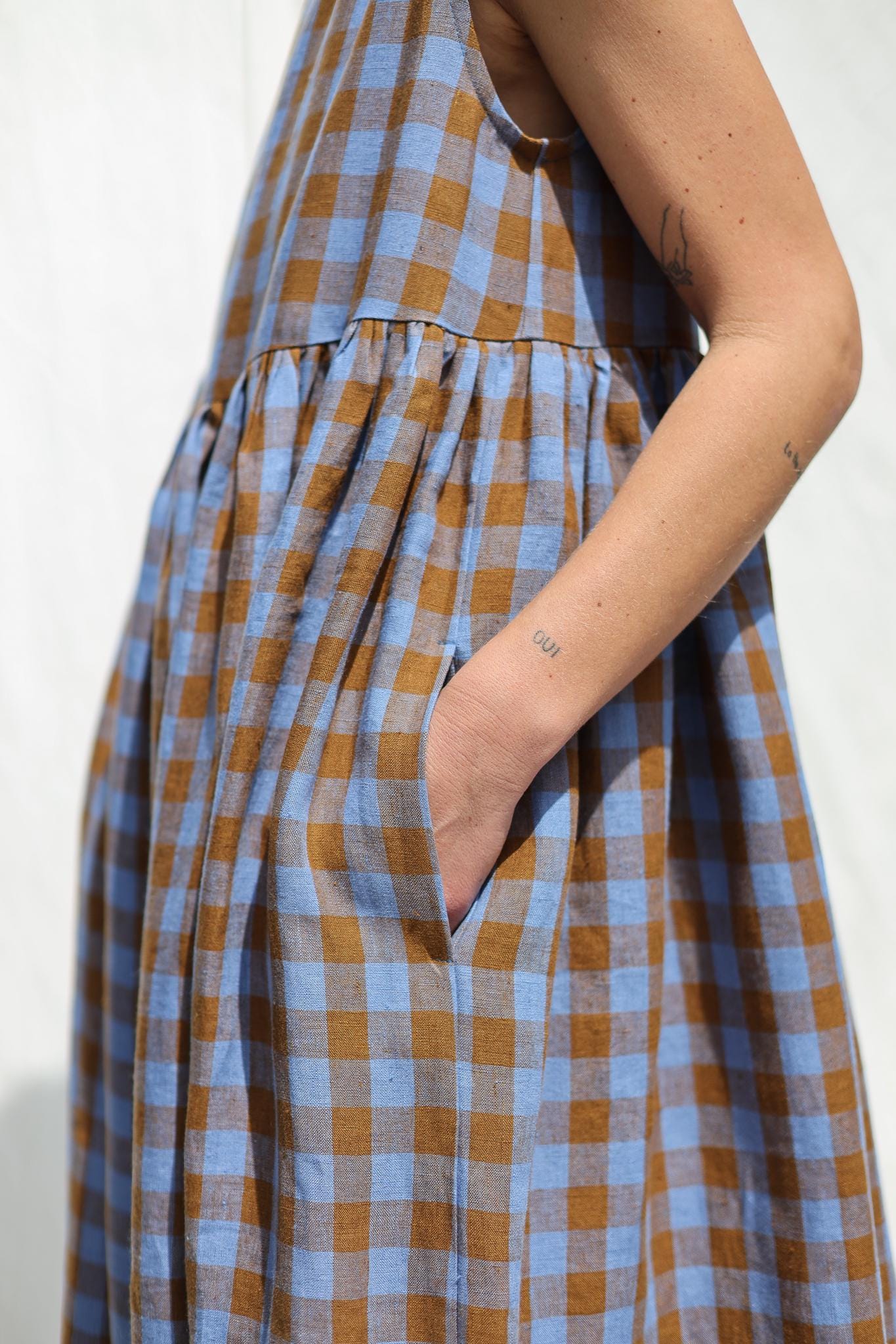 Exclusive Blue Bonnet Linen checks smock sleeveless dress • OFFON CLOTHING