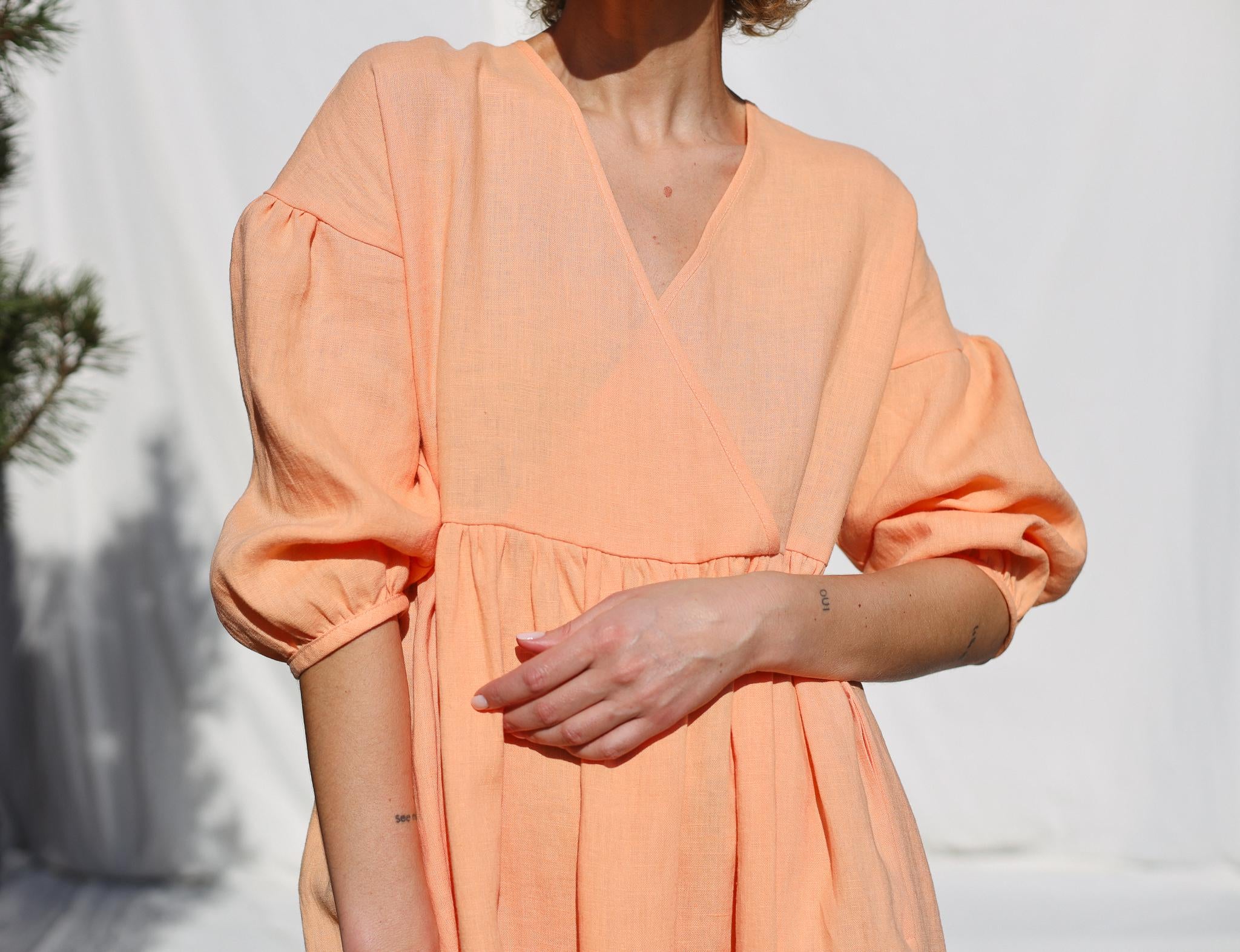 Linen loose fit V-neck dress with puffy sleeve / OFFON CLOTHING